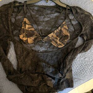 White Fox Boutique 2-piece Lace top - xs